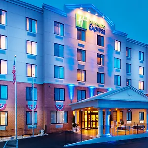 *** Hotel Express Staten Island West, An Ihg United States
