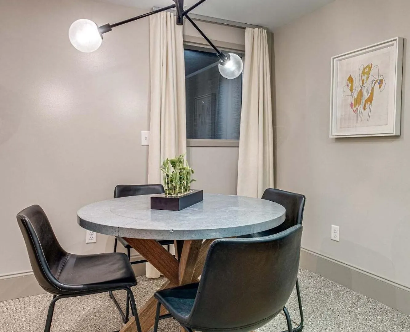 Nashville Riverfront Lofts Aparthotel